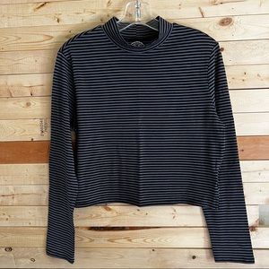SO NWOT Black Gray Long sleeve Stretchy Top Junior size XL